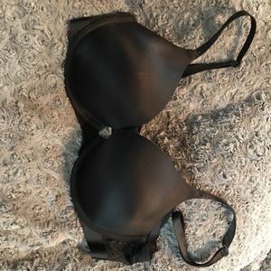 Victoria’s Secret Biofit Demi Uplift 34D